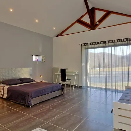 La Caminade Bed & Breakfast *