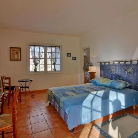 La Caminade Bed & Breakfast *